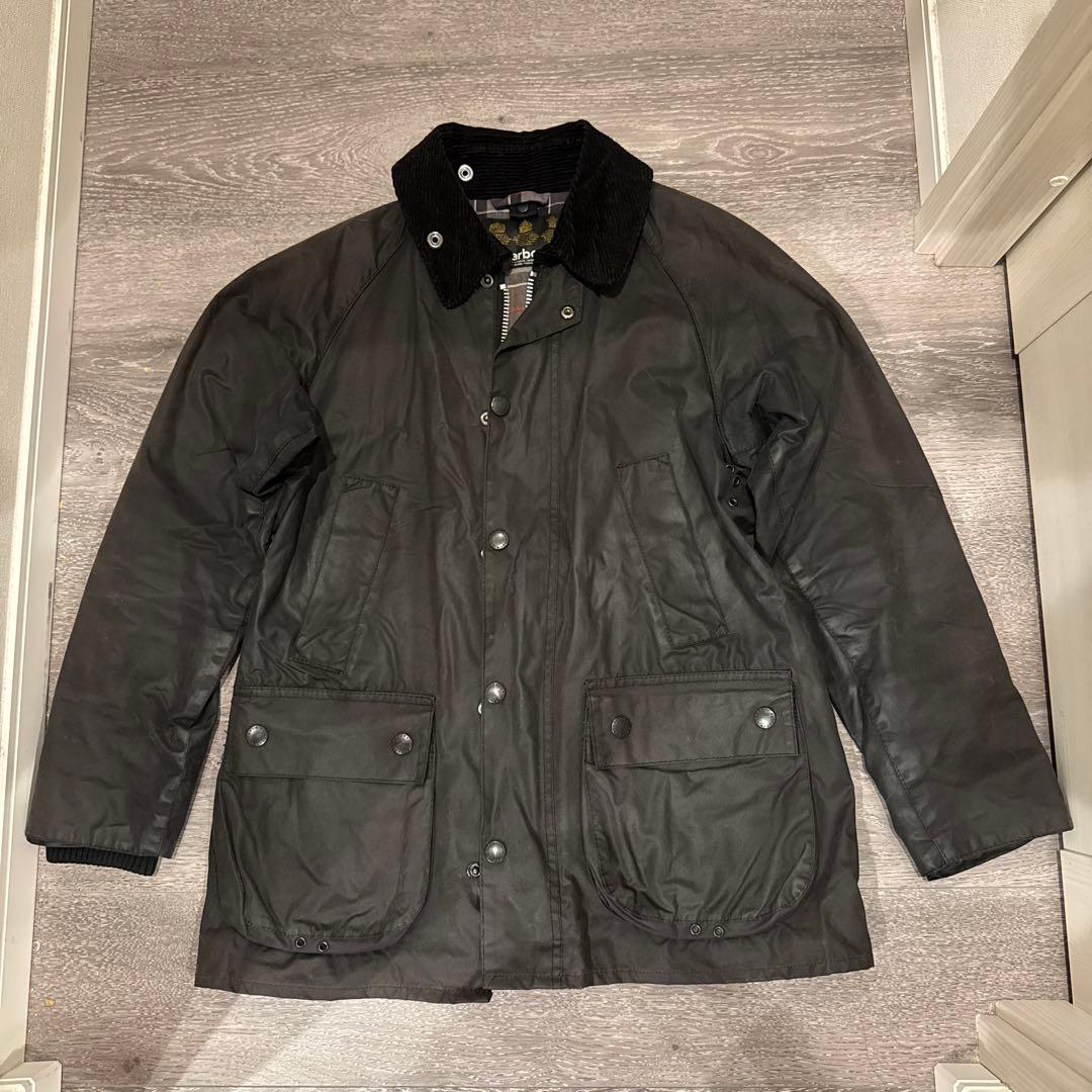 Barbour ブラックジャケット コーデュロイ襟付き
