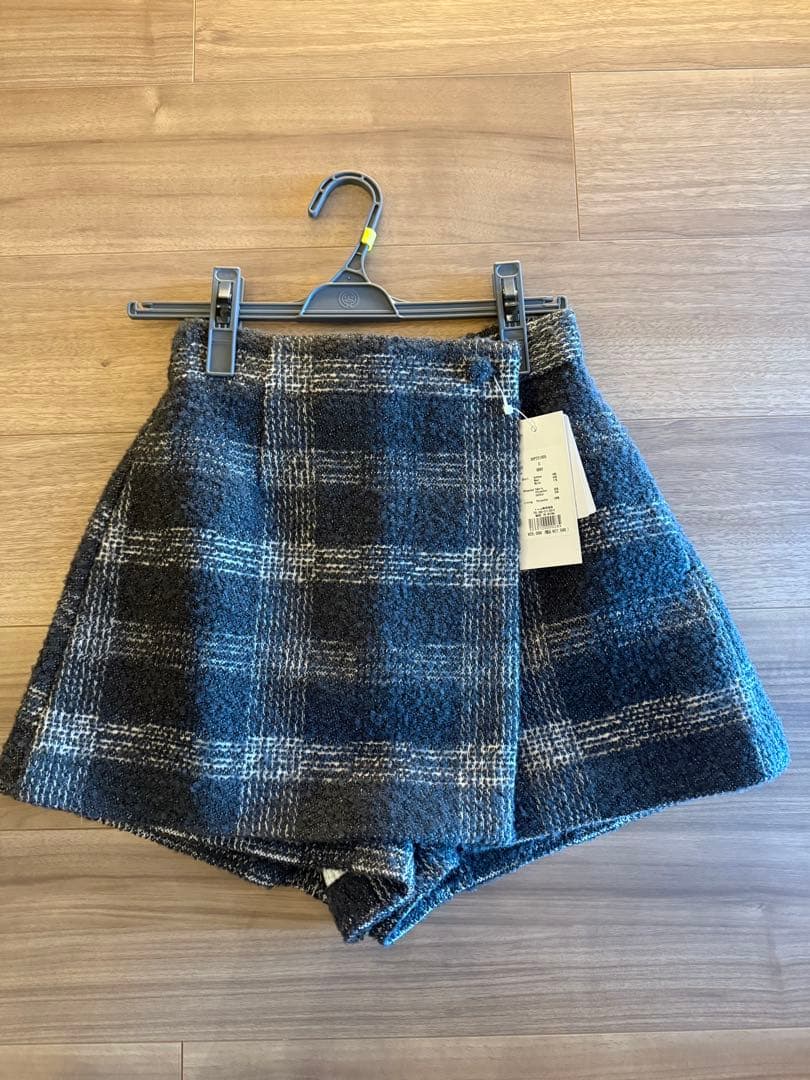 シェリエ　スカート　check jacquard wrap culottes