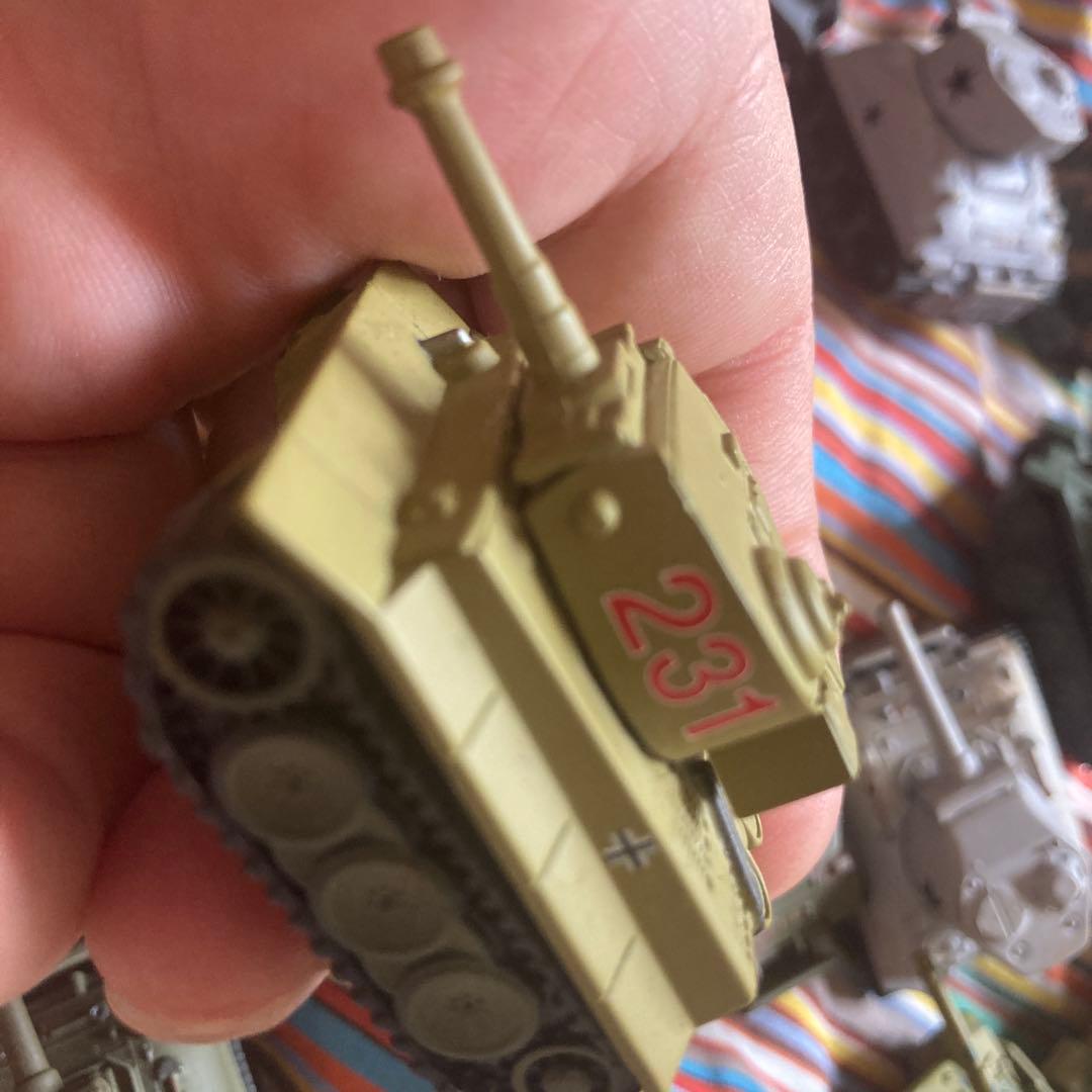 ちびっこコンバット　Ｑ　　戦車　14台　中古　　TIGER T34 コンバット