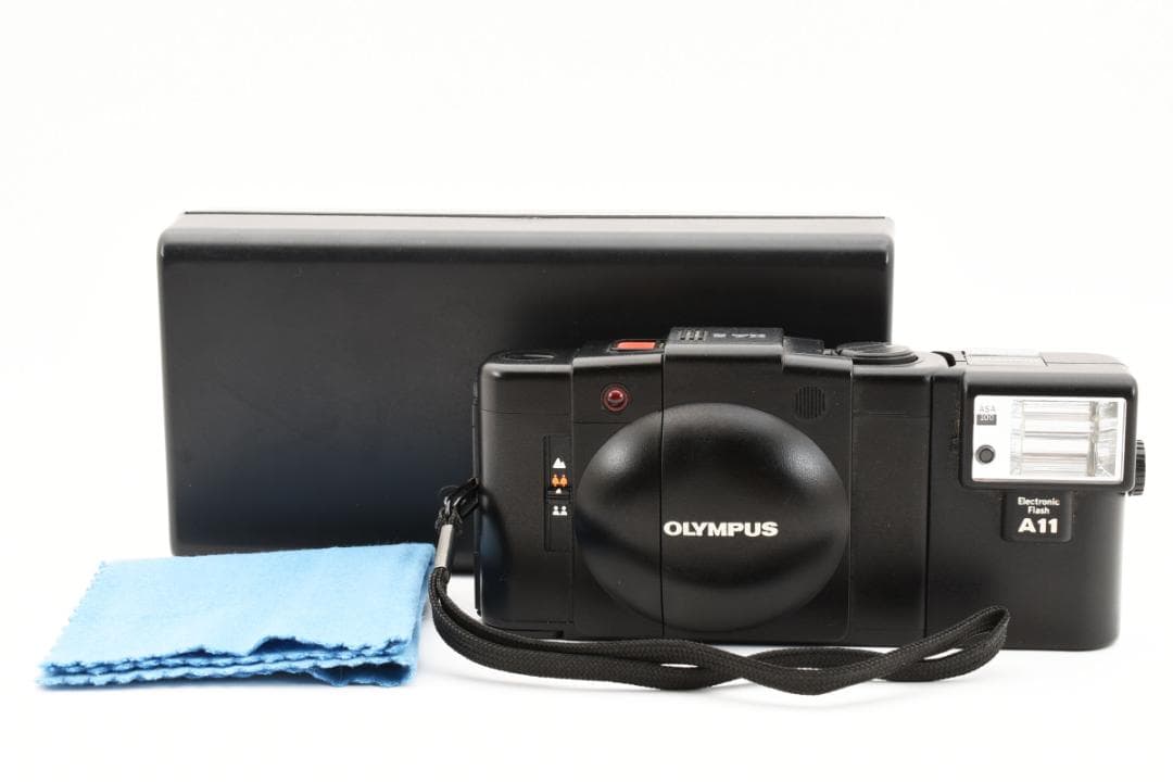 フィルムカメラ Olympus XA2 Point & Shoot Film Camera