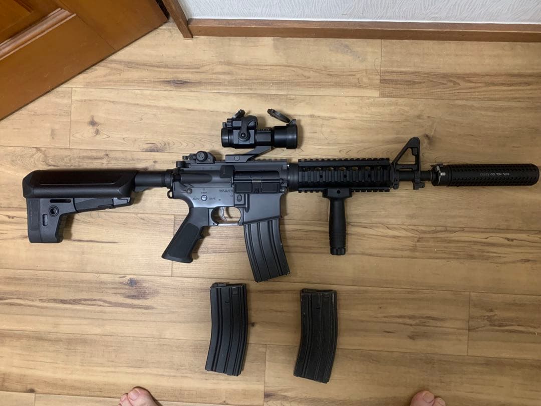 東京マルイ電動ガン M4アサルトライフル ブラック内装カスタム