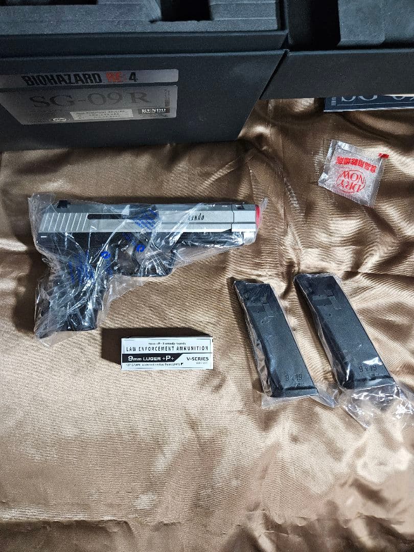 東京マルイ　SG-09R バイオハザード RE:4 コラボモデル