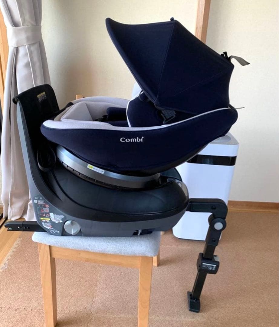 コンビ combi チャイルドシート『クルムーヴスマート ISOFIX』