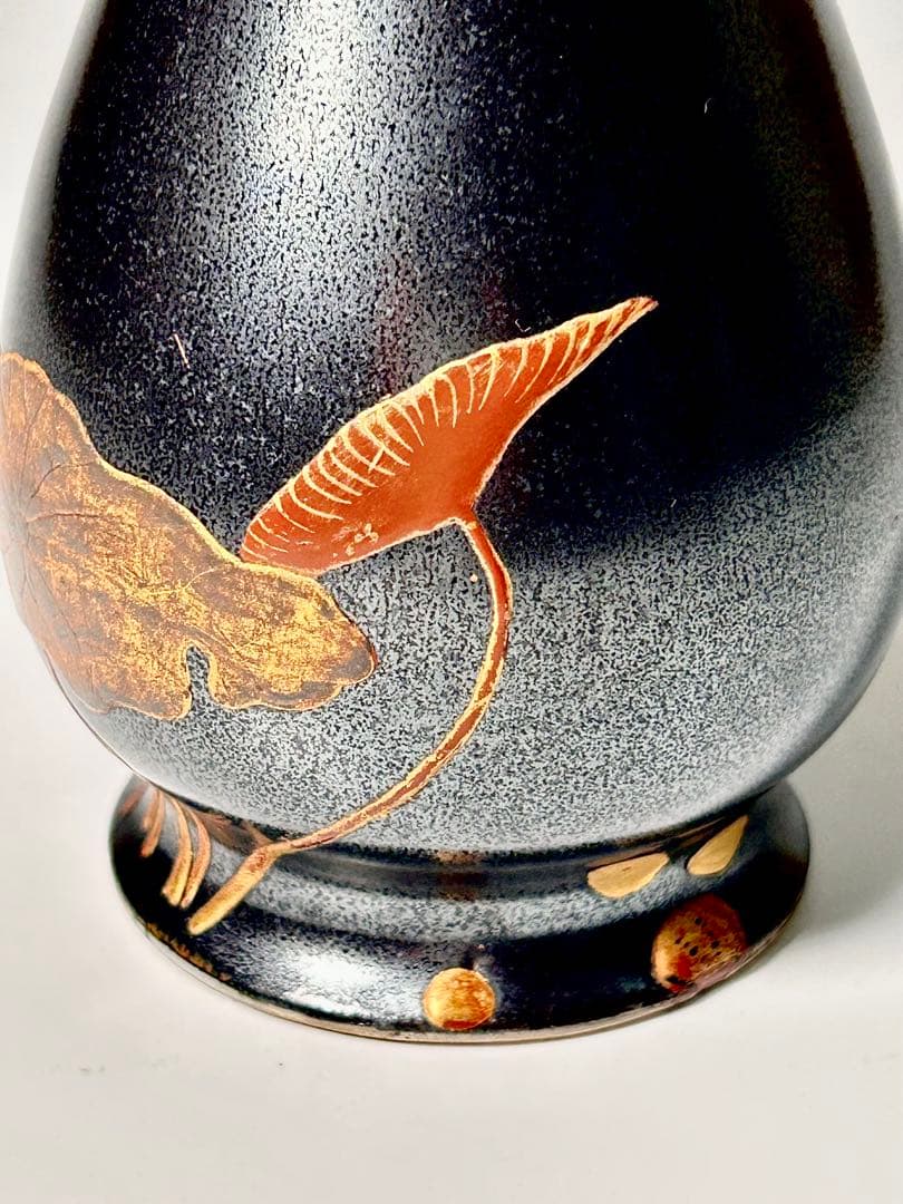 明治の名工 加藤五輔 錆釉蓮雀文小花瓶 瀬戸黒 美濃焼 瀬戸焼