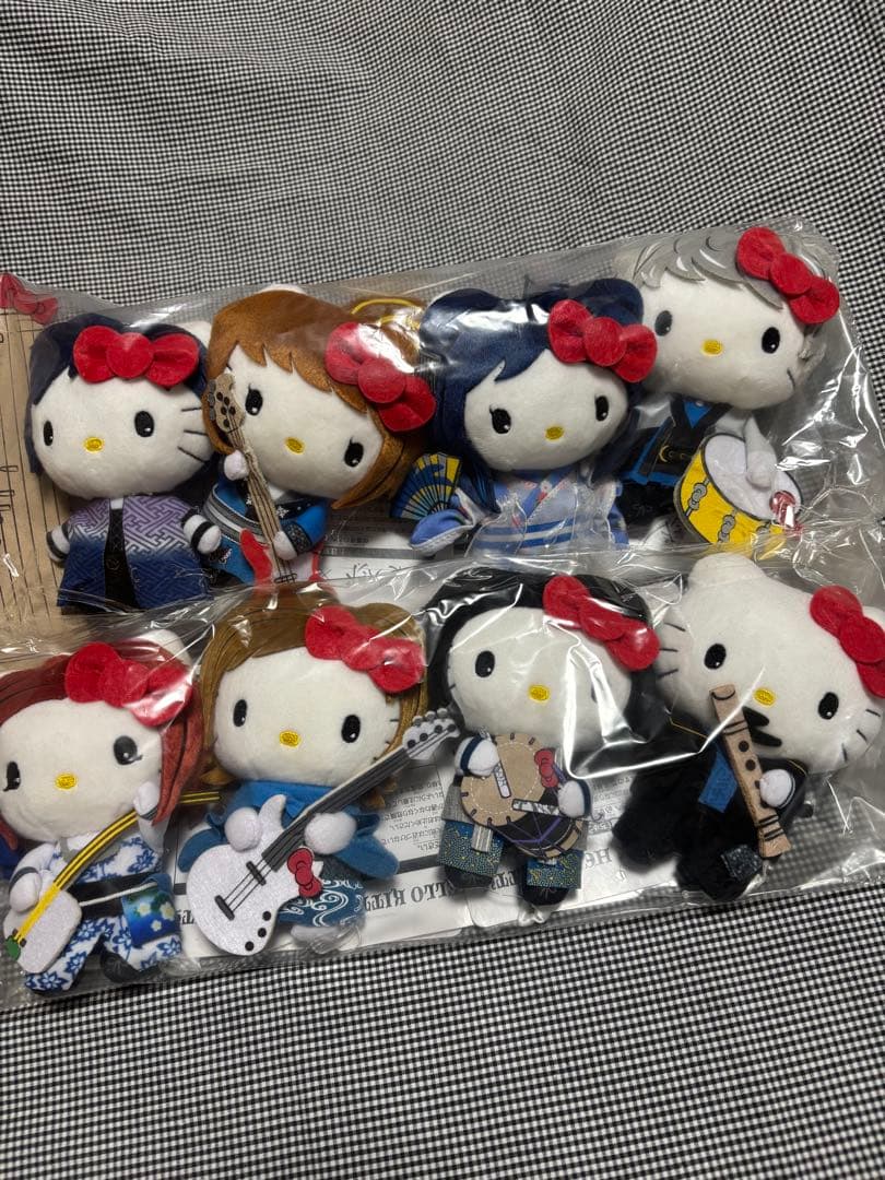 【新品・未開封】和楽器バンド　ハローキティ　コラボ　ぬいぐるみ8個セット