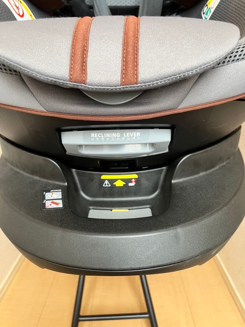 友*里様 エールべべクルットRウィ2　ISOFIX【アカチャンホンポ限定モデル】