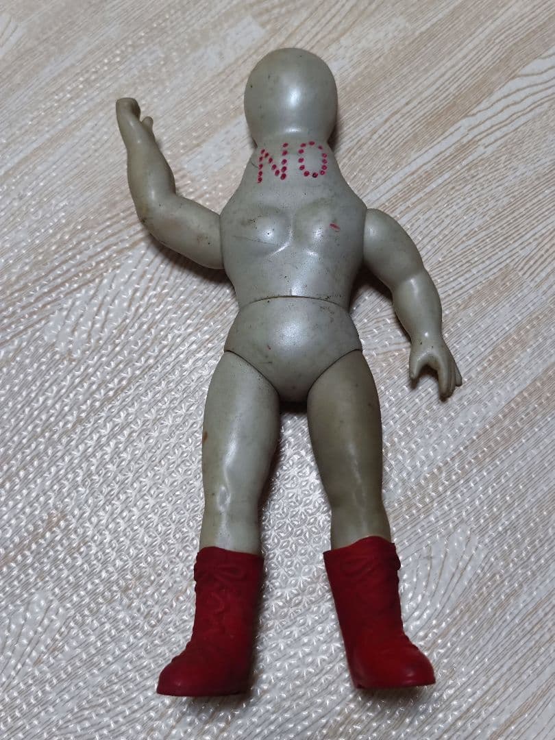 中嶋製作所当時物　タイガーマスク悪役レスラー　ミスターノー　ピンク　昭和　ソフビ