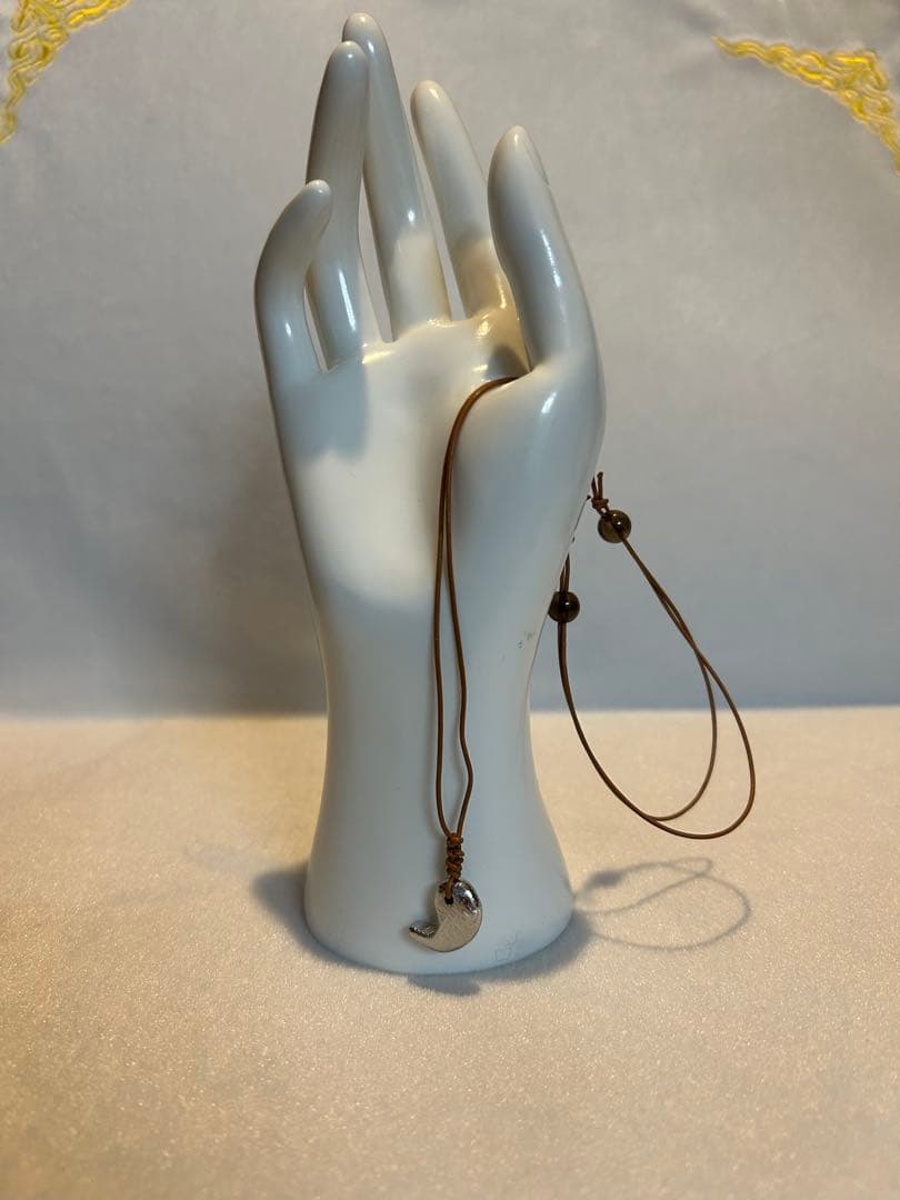 せ*堂様 【最後の2個】ギベオン隕石の勾玉ネックレス