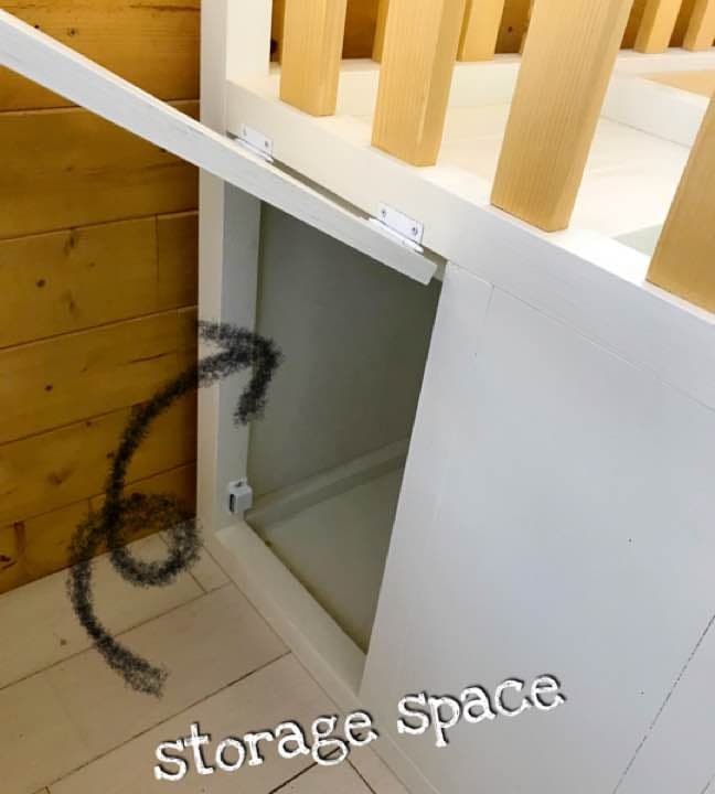 ハンドメイド 猫ちゃん ワンチャン ペット用 2段ベッド♫ 収納スペース付き