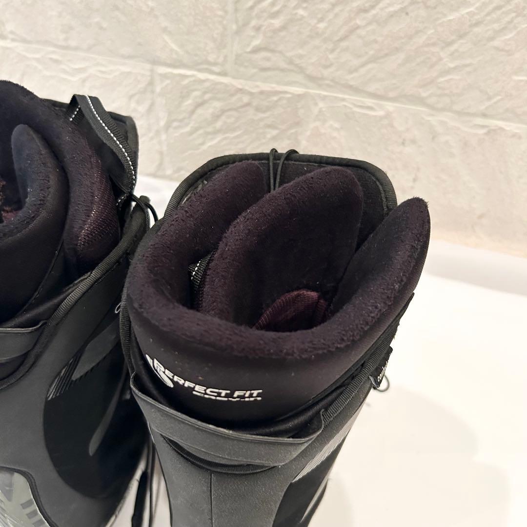 極美品　head ヘッド　黒スノーボードブーツ　BOA ダイヤル式　28㎝