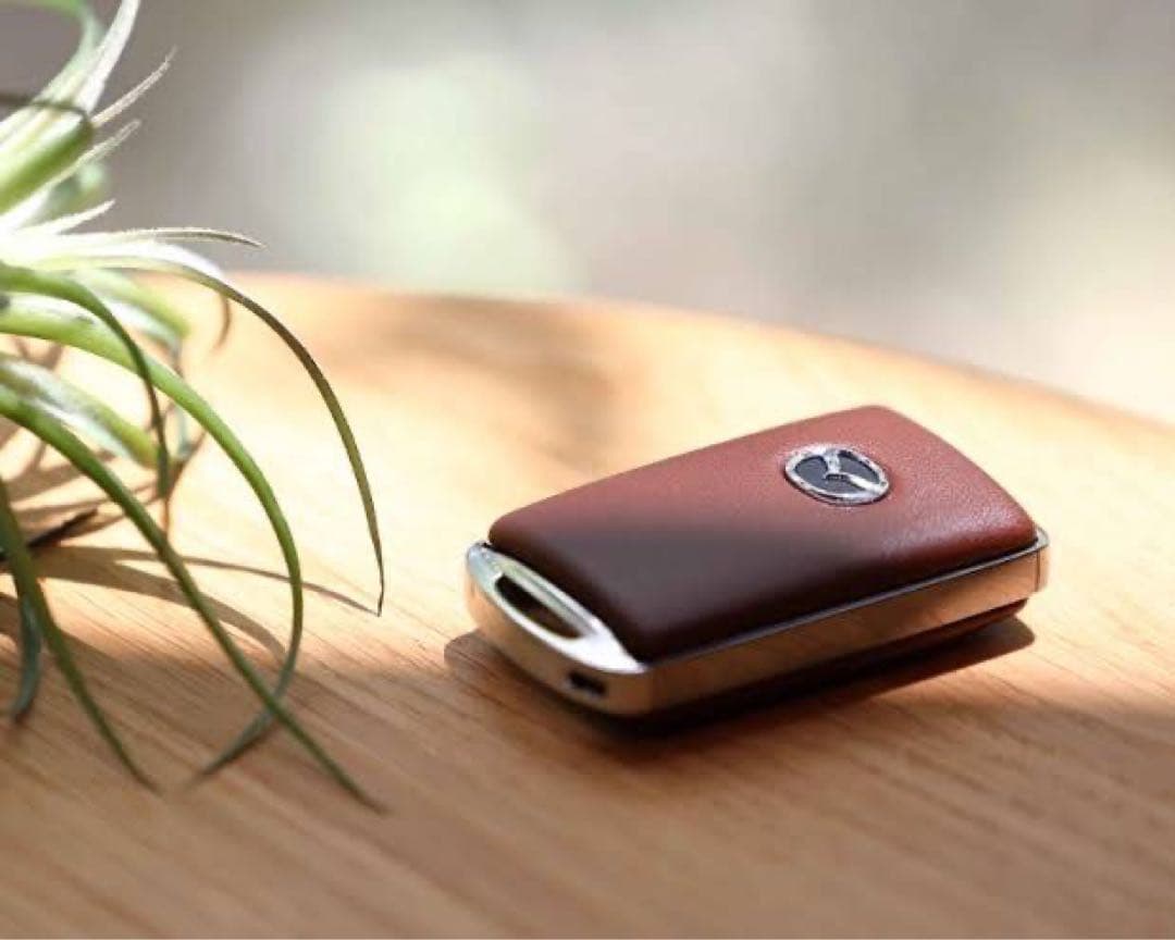 【新品未使用】マツダ純正 セレクティブキーシェル (ブラウン)