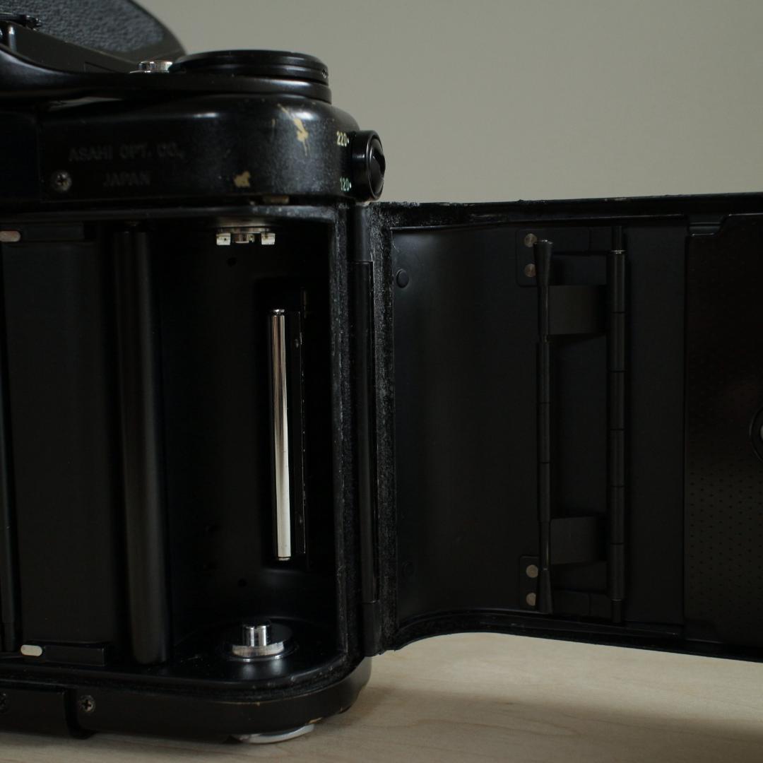 Pentax 6×7 TTL ボディ ミラーアップ付き / ペンタックス 67