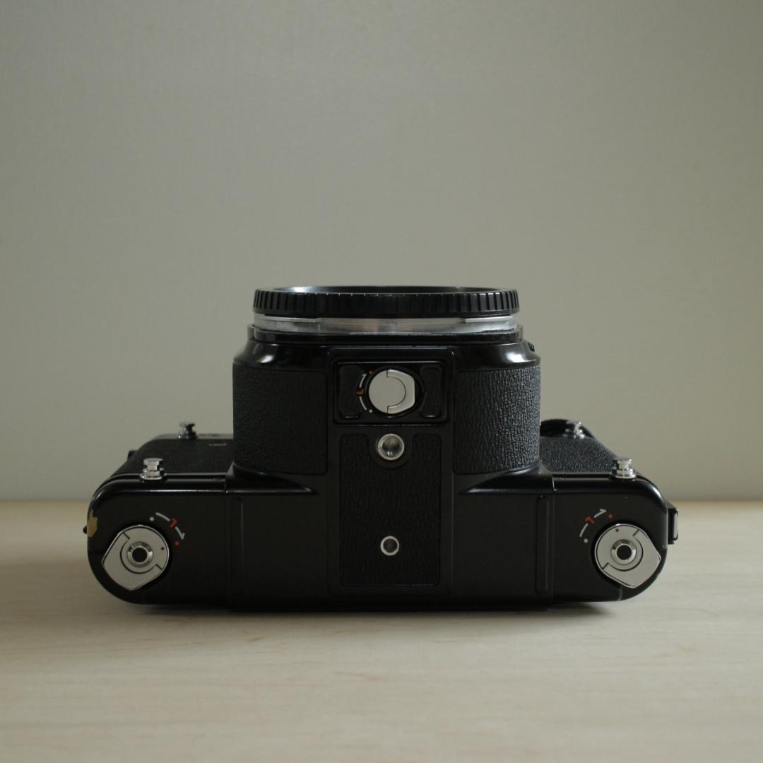 Pentax 6×7 TTL ボディ ミラーアップ付き / ペンタックス 67