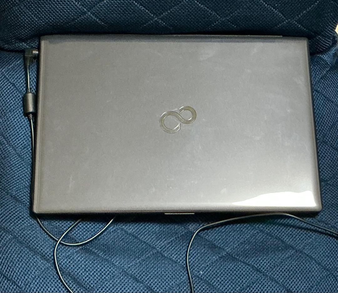 LIFEBOOK WAB/F FMVWFAB14 ノートPC 中古　送料込