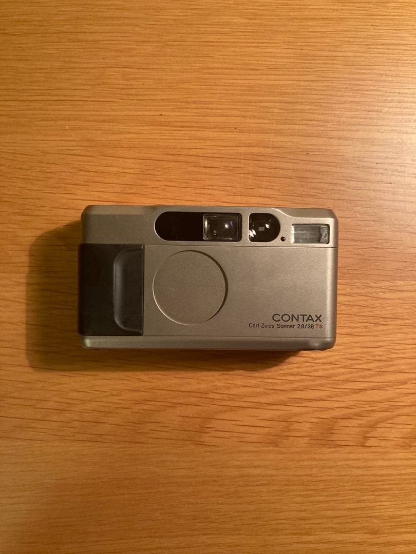 CONTAX T2 35mm コンパクトカメラ (Carl Zeiss)