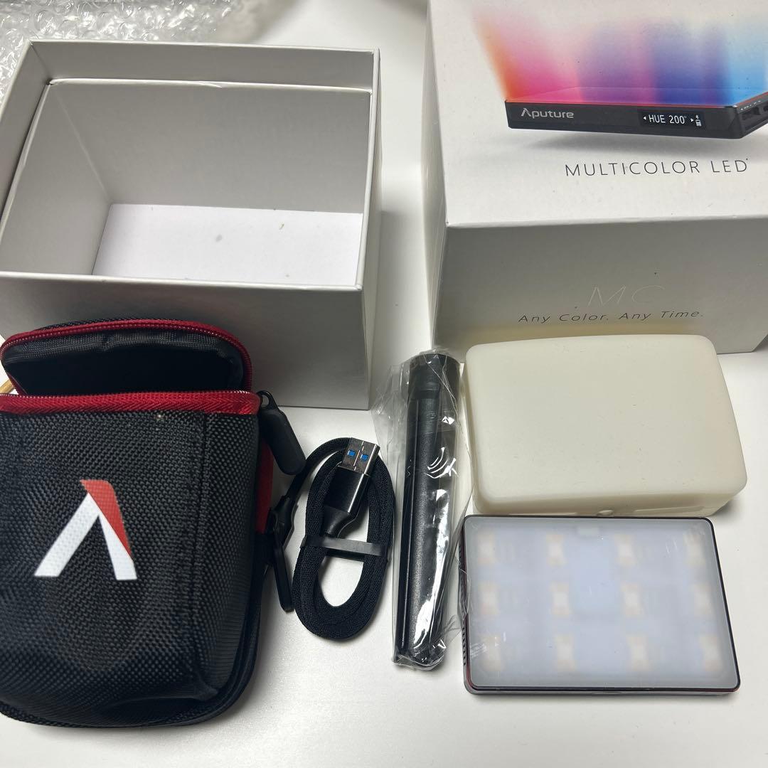 APUTURE AL-MC LEDライト