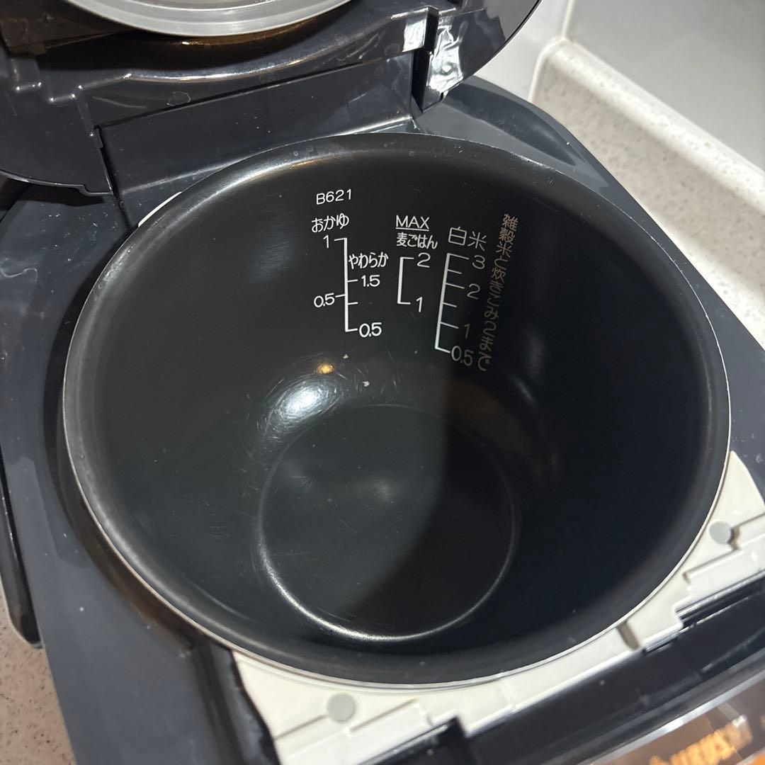 象印　炊飯器　NP-RN05