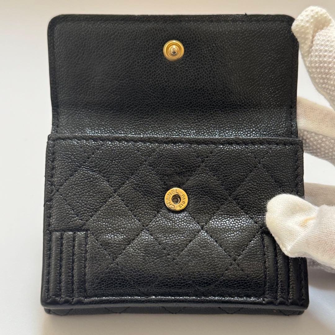 CHANEL シャネル ボーイシャネル マトラッセ 三つ折財布 キャビアスキン