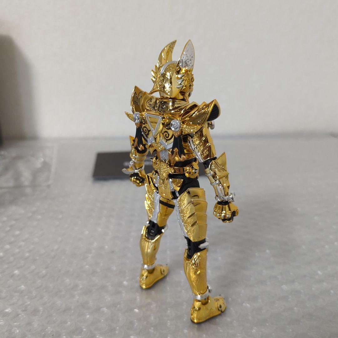 【希少・美品】S.H.フィギュアーツ 黄金騎士ガロ 冴島雷牙 真骨彫製法 牙狼