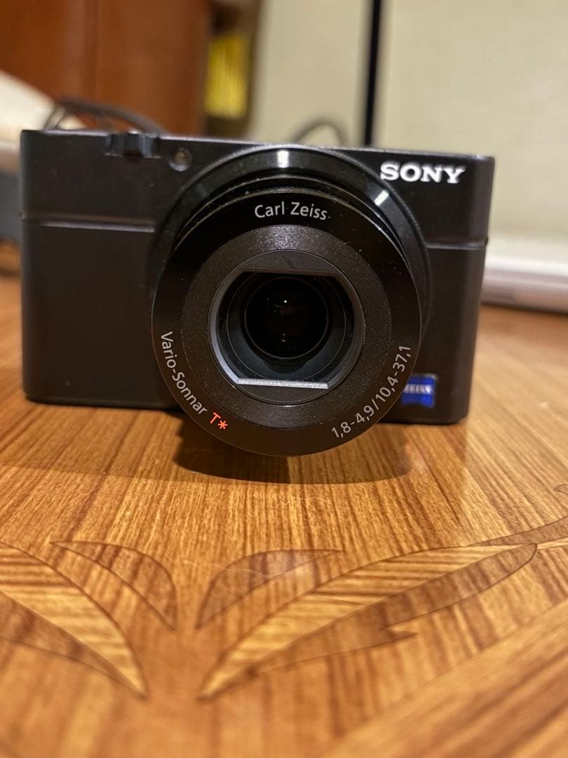SONY DSC-RX100コンパクトデジタルカメラ