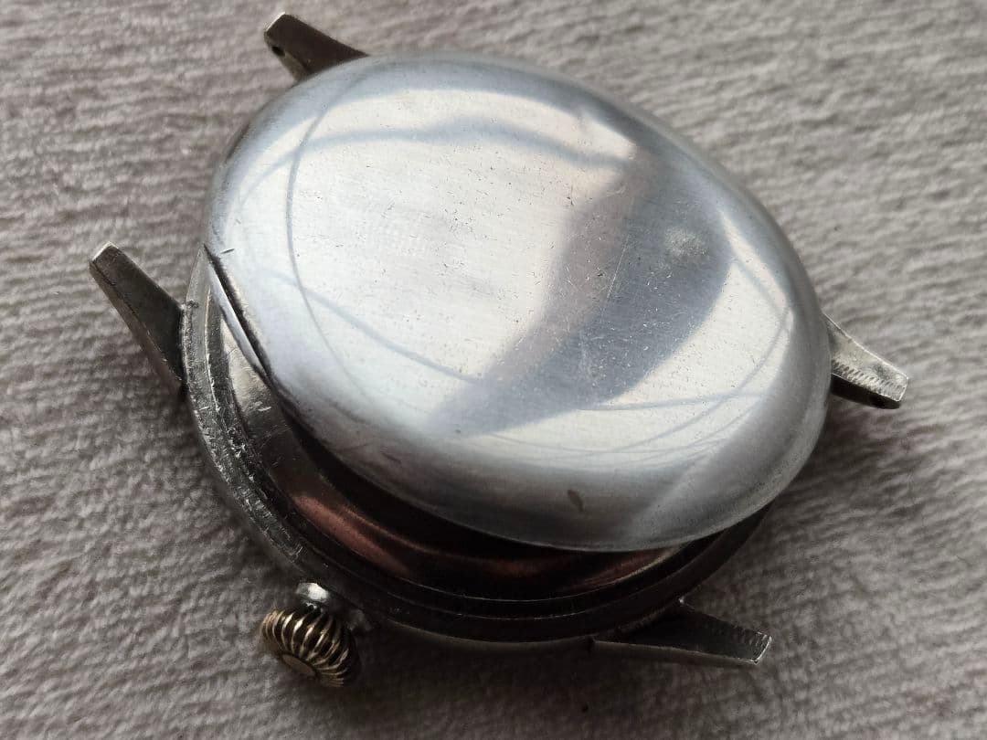 100年前の OMEGA　シルバーハンターケース スモセコ　メガヴィンテージ