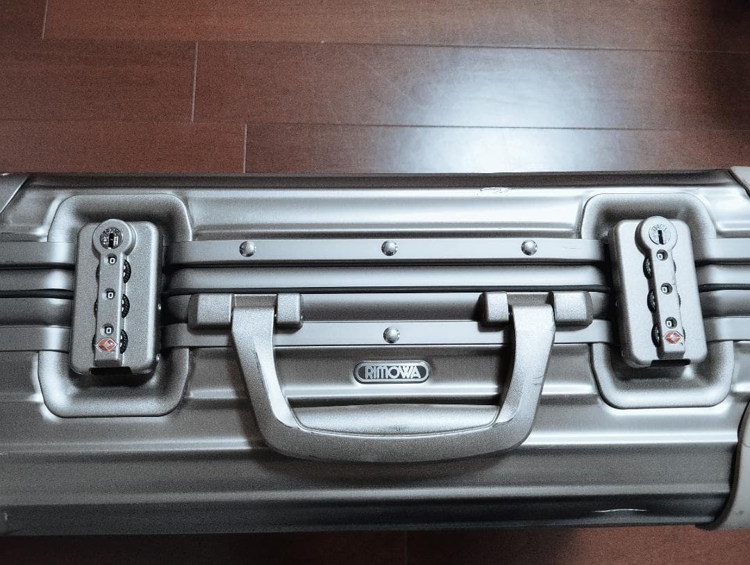 RIMOWA　トパーズ・チタニウム　キャビントロリー　32L　2輪