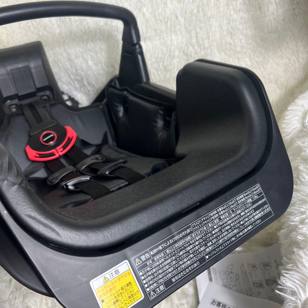 未使用品 Panasonic チャイルドシート PRBC-001DX ブラック