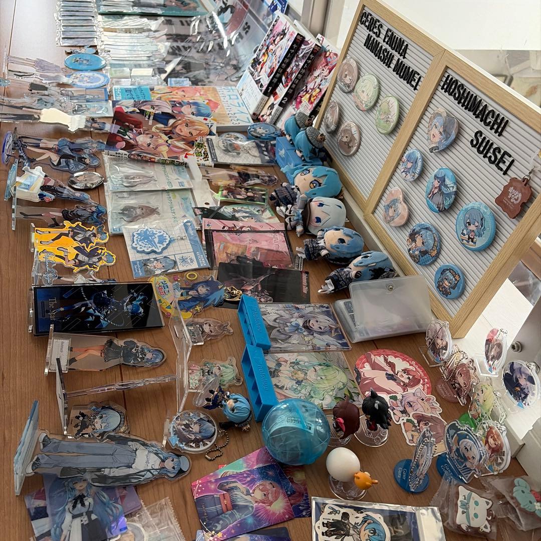 ホロライブ　星街すいせい　アクスタ　他