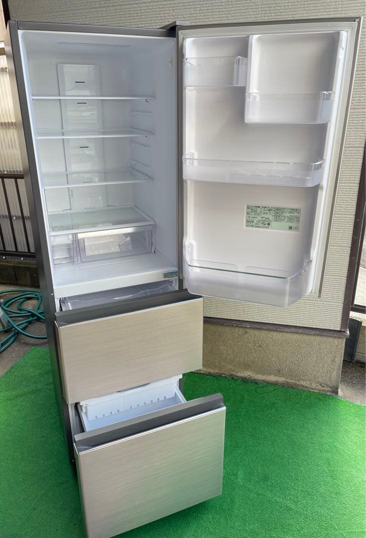 522美品✨ 日立 おしゃれシャンパンスリム3ドア冷蔵庫 右開き 自動製氷機能付