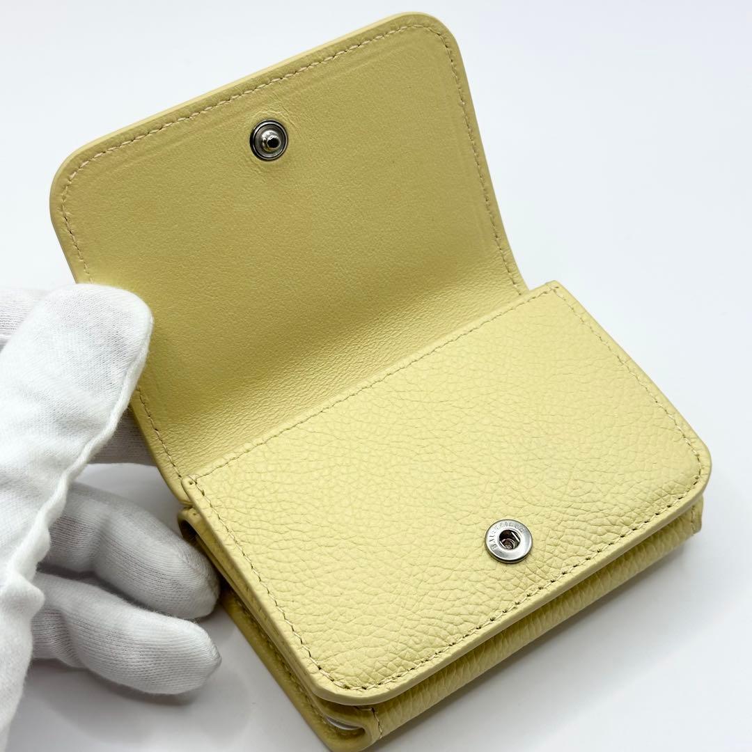 【新品未使用】BALENCIAGA バレンシアガ　三つ折り　財布　レザー