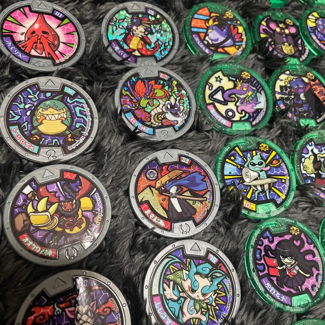 《美品》妖怪メダル　227枚　超大量まとめ売り　妖怪大辞典付き