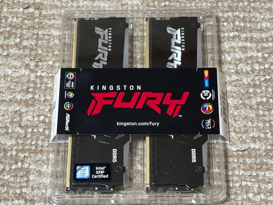 新品未開封　KINGSTON FURY DDR5 CL30 32GB メモリー