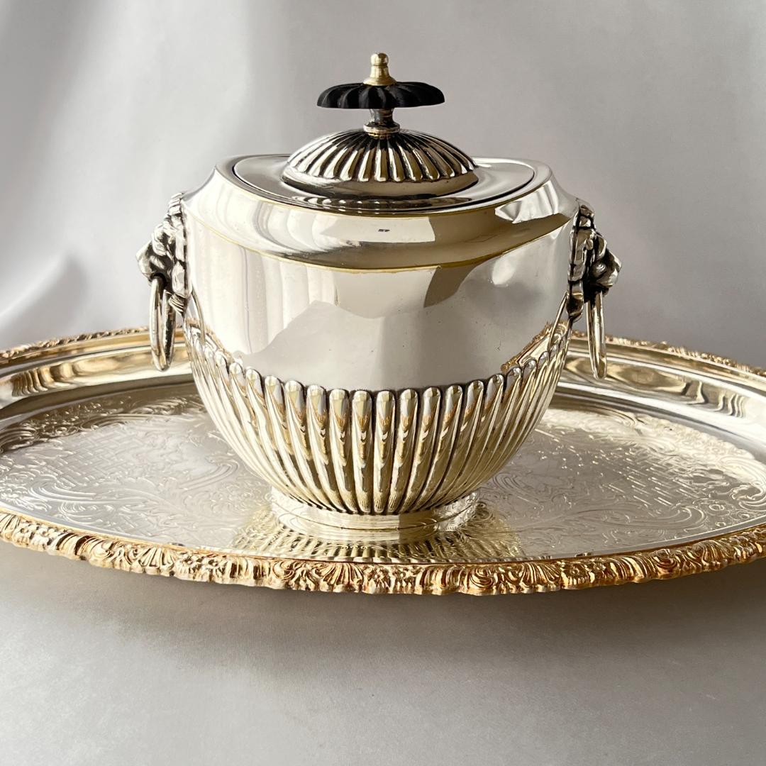 【英国】ライオンマスク ティーキャディ / ビスケットケース【シルバープレート】