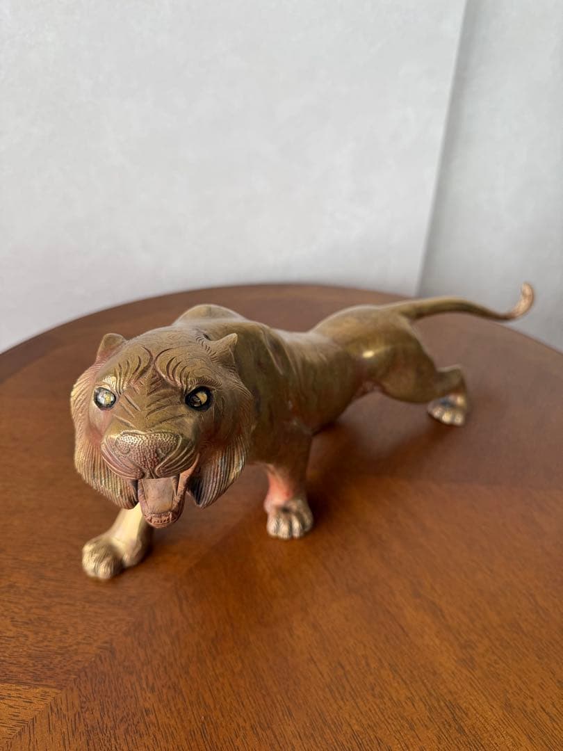 真鍮　ブラス 　オブジェ　虎　タイガー　金　ゴールド　金属　大型