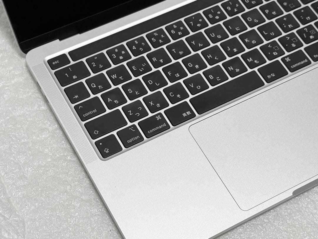 良品　MacBook Pro 13インチ 2020 32GB 1TB シルバー