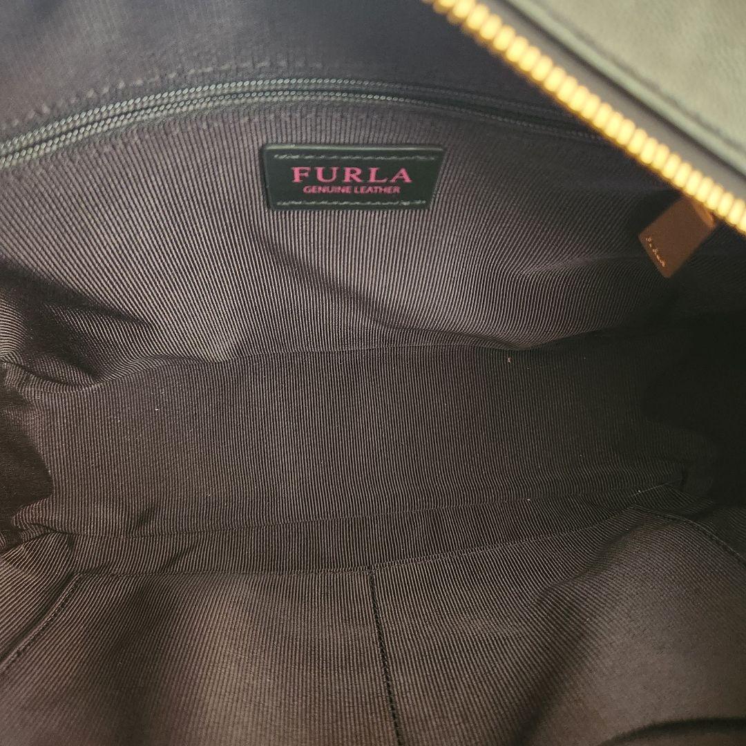 FURLA ブラック ショルダーバッグほぼ未使用！