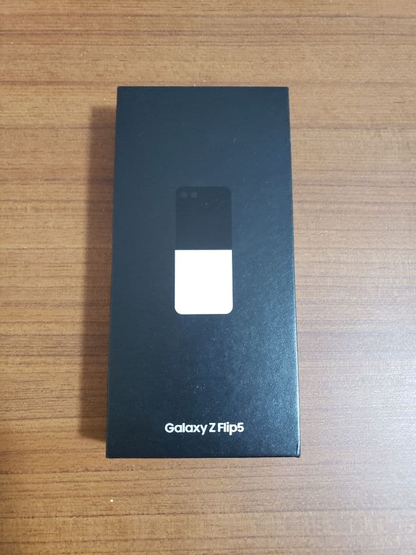 美品 Galaxy Z Flip 5 256GB/simフリー 国内版
