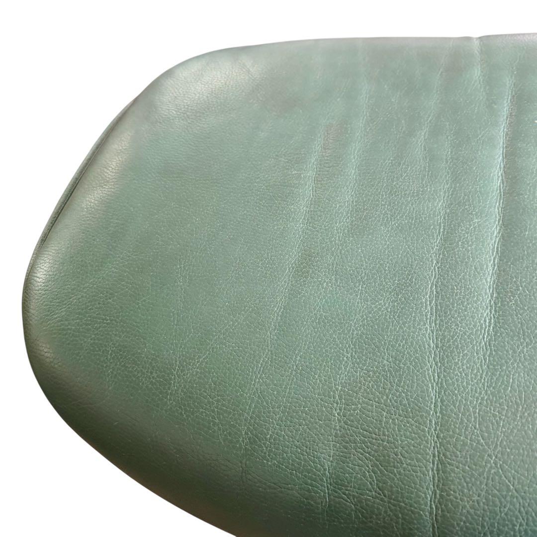 HR667 【総革】カリモク　karimoku 緑　グリーン レザー　木製