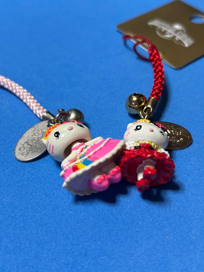 ハローキティ　USJ限定　ストラップ　根付け
