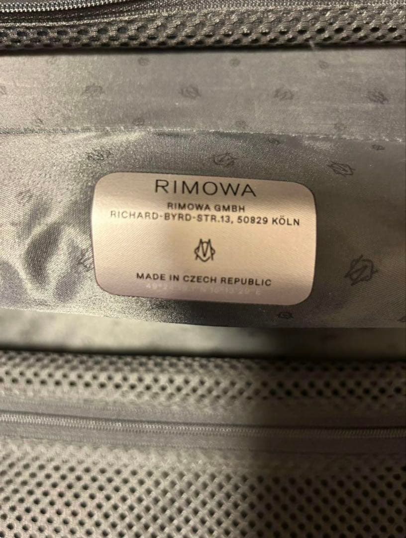 【キムキムさま専用】リモワ エッセンシャルキャビン マットブラック 36L