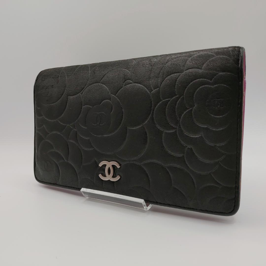 シャネル　カメリア　二つ折り　長財布　黒　ピンク　ブラック