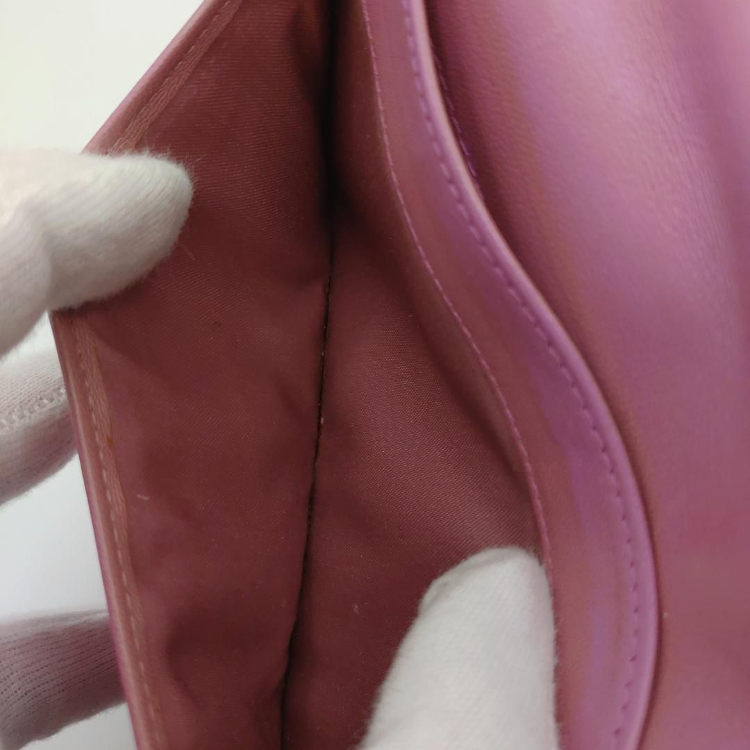 シャネル　カメリア　二つ折り　長財布　黒　ピンク　ブラック