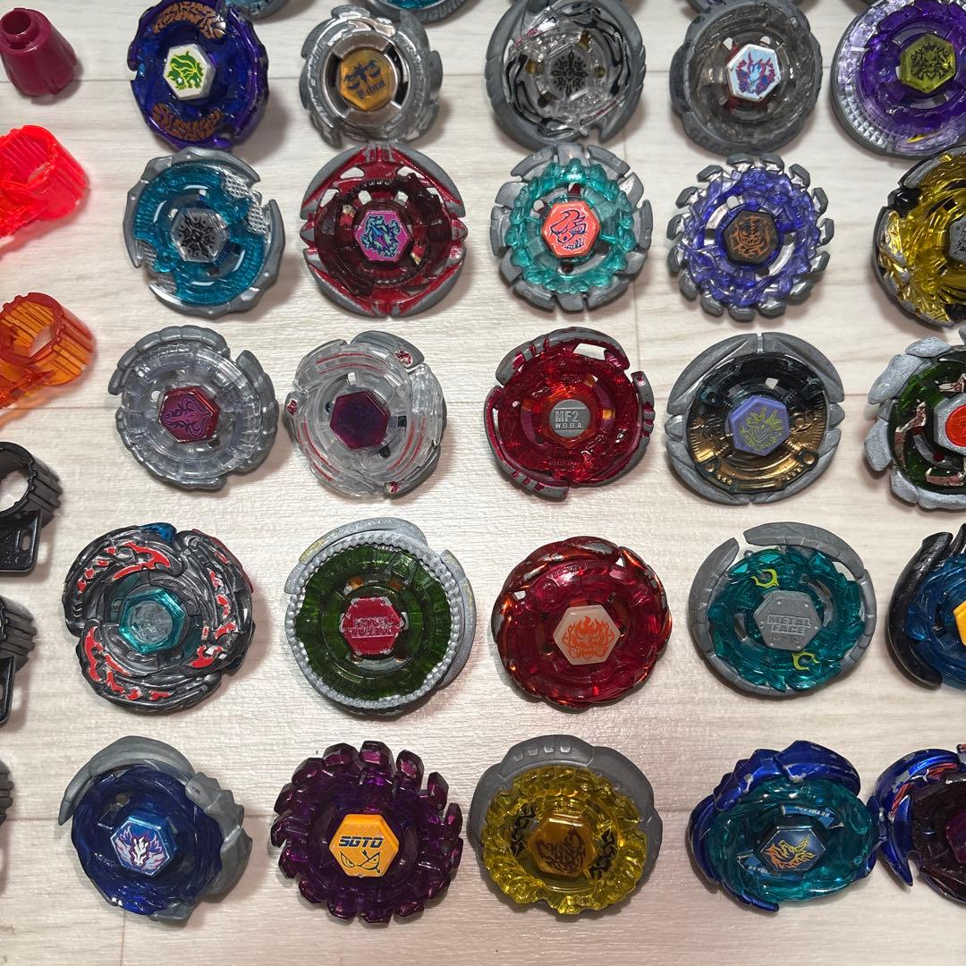 た*す様 ベイブレードセット 約32個以上のパーツ