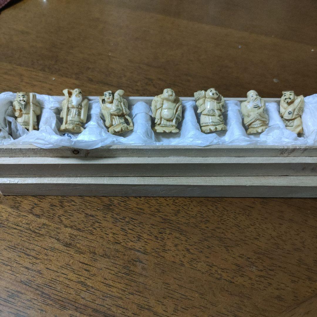 象牙色の七福神彫刻 7体セット　 中国骨董　アンティーク