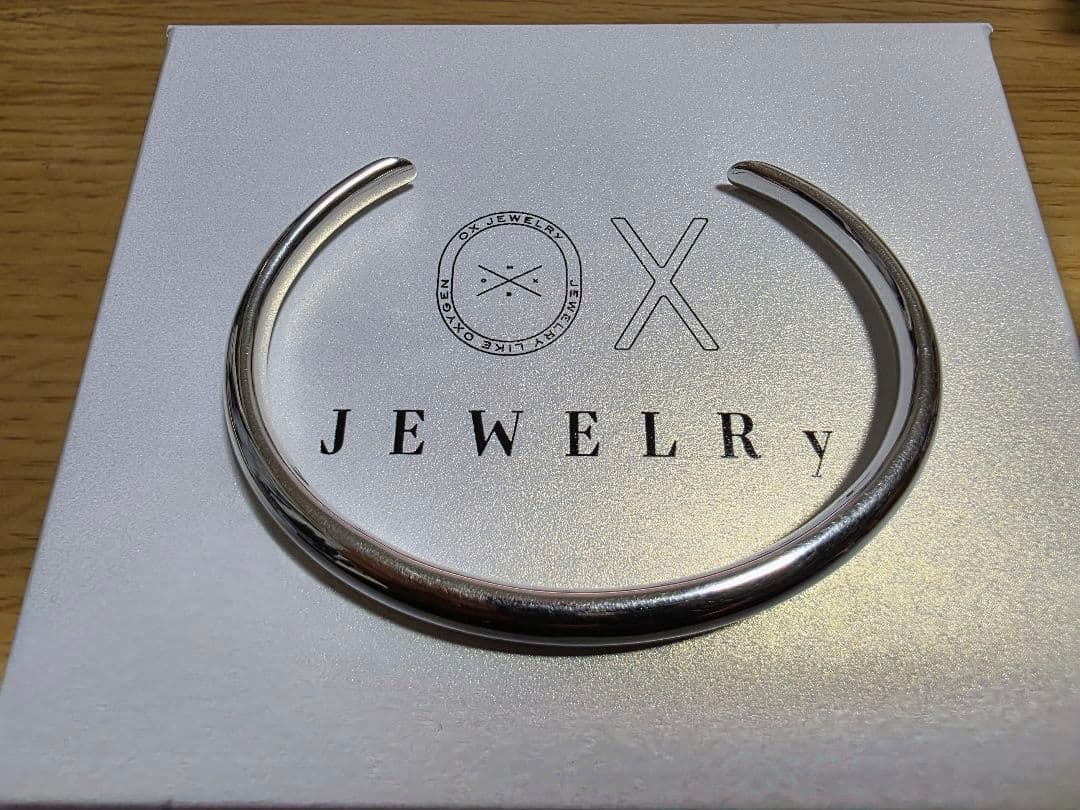 アクセサリー OX JEWELRy Silver Curve Bangle