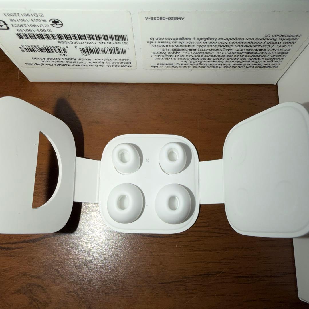 Apple AirPods Pro 第1世代