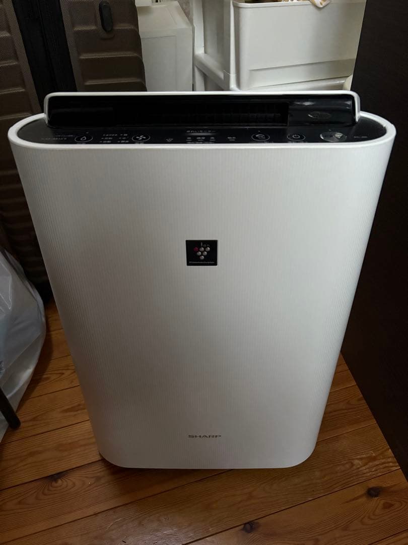 SHARP 加湿空気清浄機　プラズマクラスター　KC-J50 ホワイト