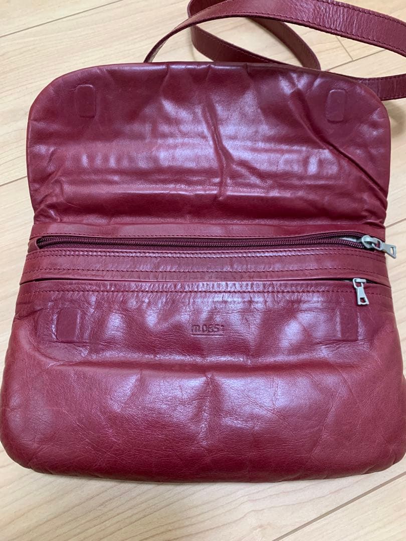 m0851 ショルダーバッグ　レッド　クラッチバッグ