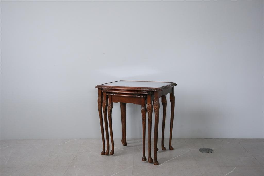 英国アンティーク猫脚ネストテーブル3台/木製机/サイドテーブル(88-11)