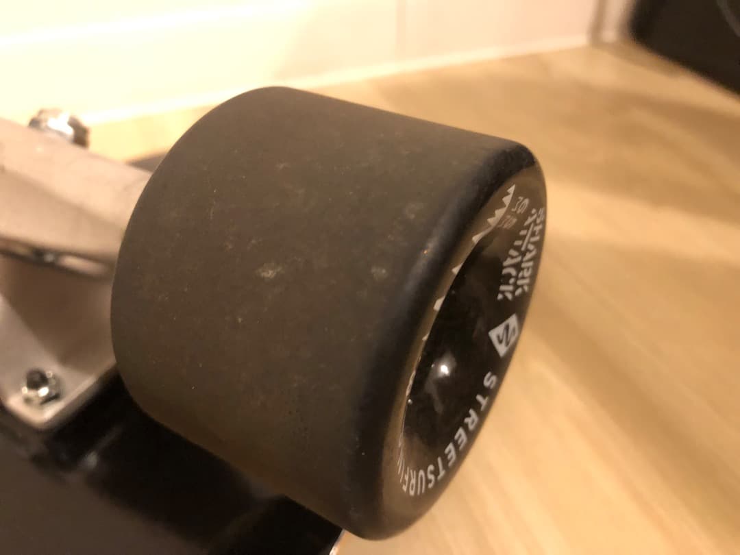 ストリートサーフィン shark attack 三輪スケートボード 36インチ